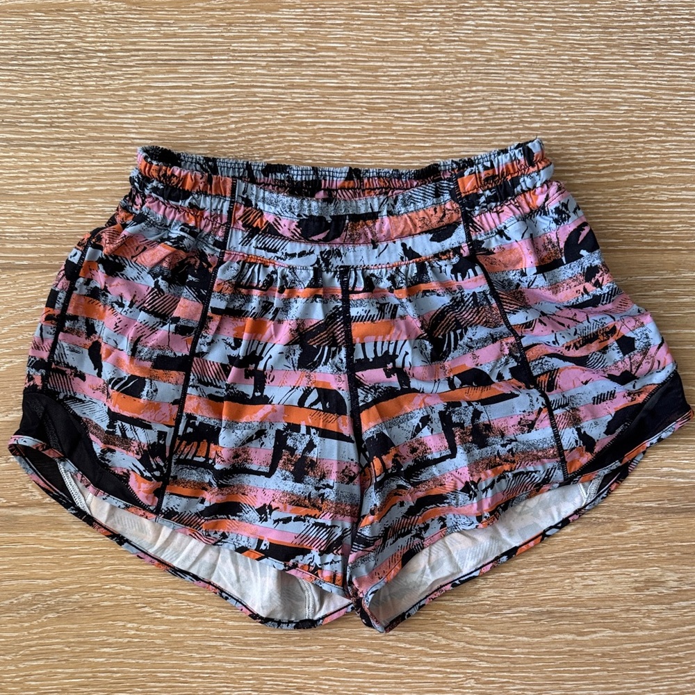 lululemon athletica Women’s Athletic Shorts with Brief Liner- Size 4 Tall